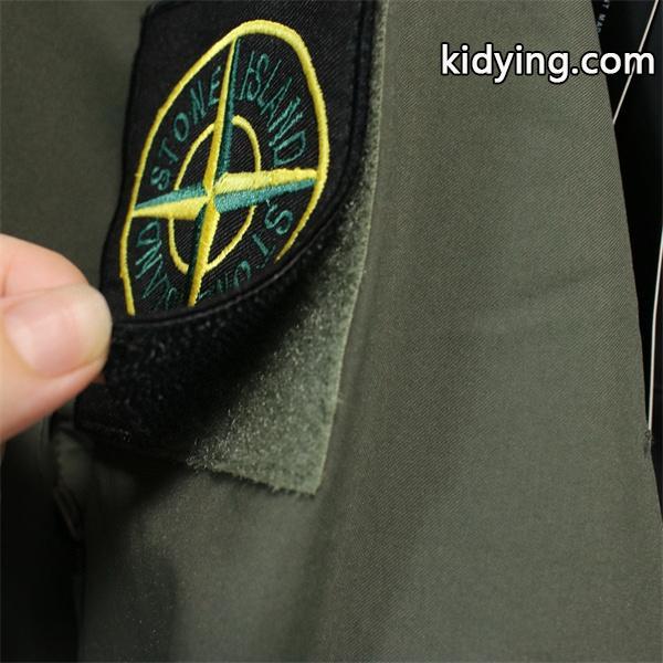 2025秋冬必須 ハイテック ライトシェル STONE ISLAND ストーンアイランド コピー ジャケットブラック-5