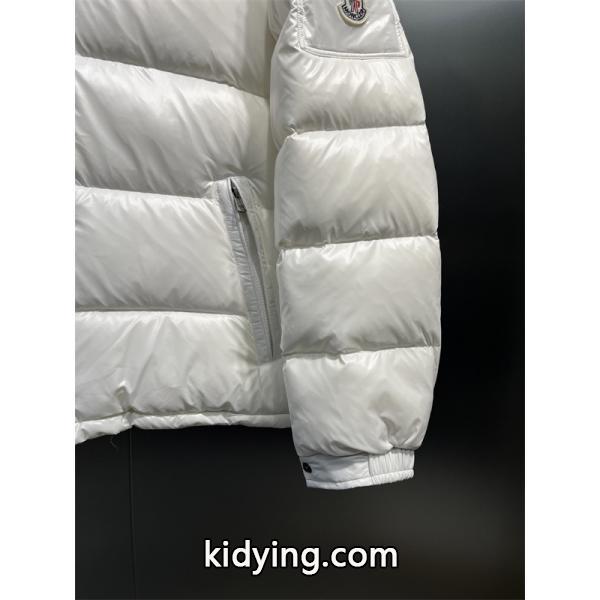 話題沸騰!ホワイト × Mロゴ 洗練ミニマルデザイン Moncler 2025冬人気 モンクレール スーパーコピー ダウンジャケット-7