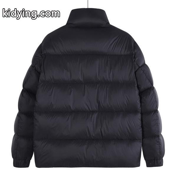 ネイビー ロゴワッペン 上質仕上げ 軽量暖か 2025秋冬必須 MONCLER モンクレール スーパーコピー ダウンジャケット-1