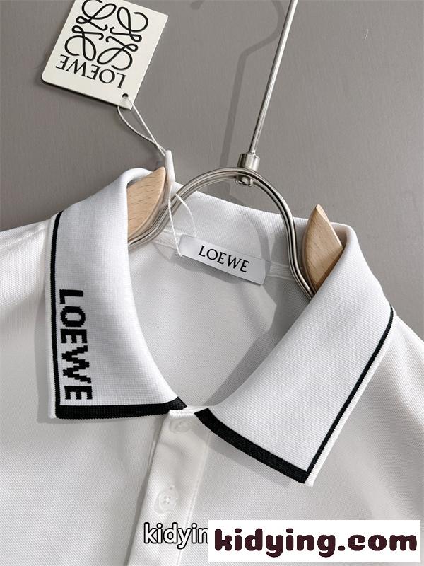 今売れている LOEWE ロエベ コピー 半袖ポロシャツ メンズ 刺繍ロゴ 襟ライン入り 一枚で決まる好印象トップス-5