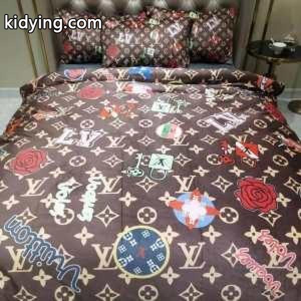 ルイ ヴィトン LOUIS VUITTON 寝具4点セット 2019年秋冬最新のトレンド 秋冬ナチュラルコーデに大活躍_ルイ ヴィトン LOUIS VUITTON_ブランド コピー 激安(日本最大級)-0