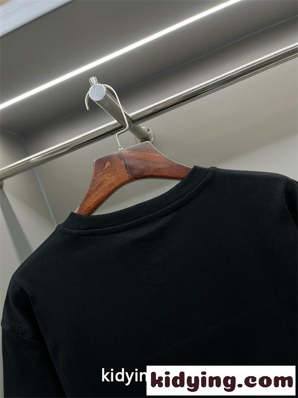 ホース×チェックモザイク ビッグロゴ モダンデザイン BURBERRY バーバリー コピー 半袖Tシャツ クリーンコーデ-9