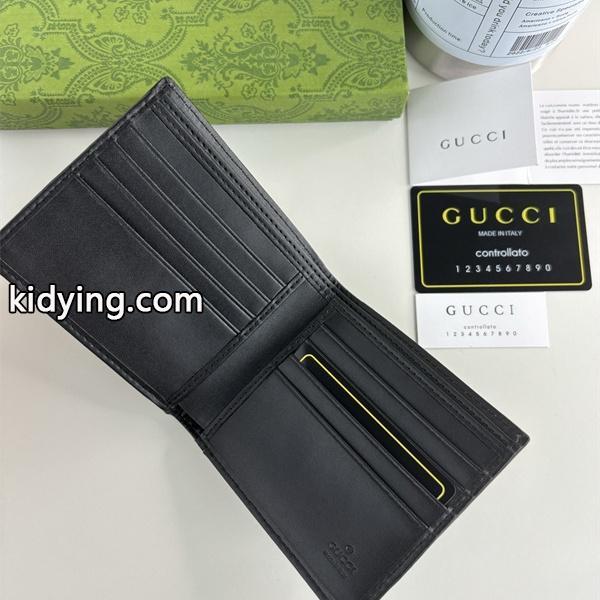 GUCCI 偽物 二つ折り財布 GGエンボス ブラックレザー グリーンレッドライン 高級 スタイリッシュ グッチ-1