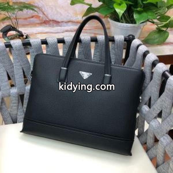 プラダ PRADA ビジネスバッグ 2019春夏のトレンド新商品 絶妙にオシャレ人気アイテム_プラダ メンズバッグ_バッグ メンズ_スーパーコピーブランド激安通販 専門店-0