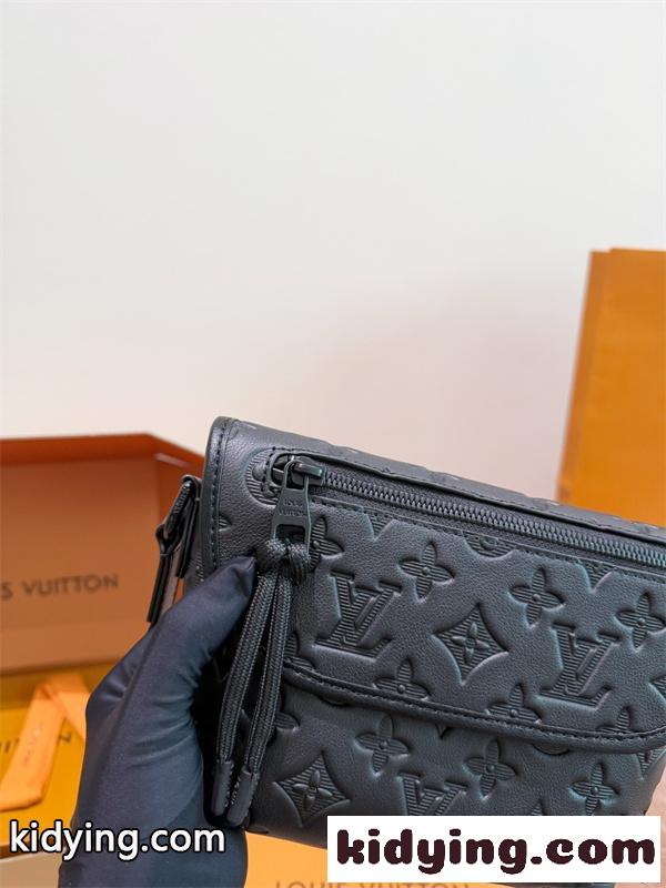 超人気ルイビトンショルダーバッグコピーLOUIS VUITTON District PM 15*15cm個性的-2