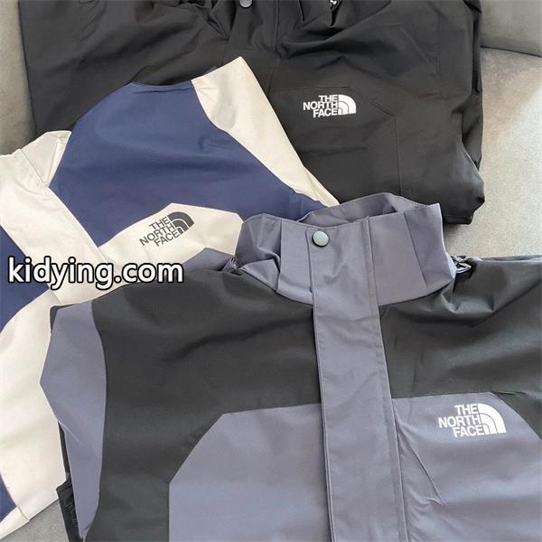 ノースフェイス コピー マウンテンパーカー スポーティ 機能的 防水 グレーネイビー THE NORTH FACE-3