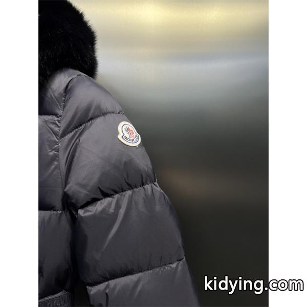 新作注目 ファー付き ダウンジャケット 女性的 上品 MONCLER モンクレール コピー-3