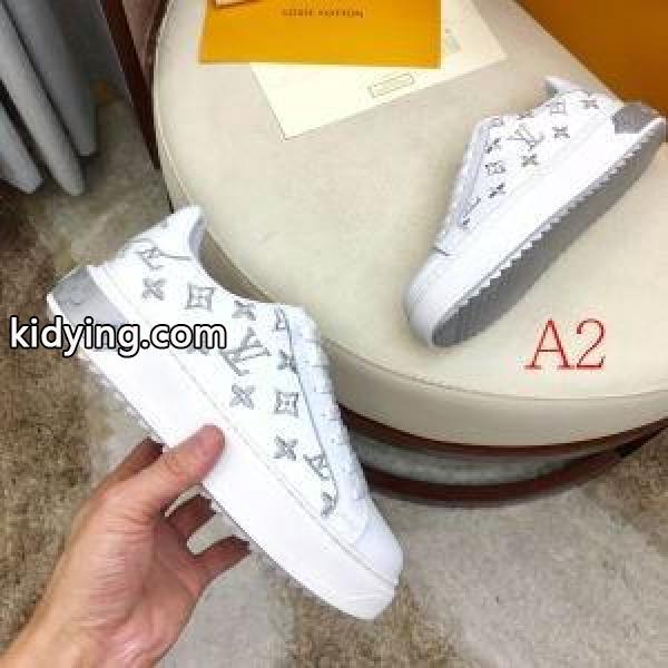 多色可選 ナチュラルコーデに使いやすい ルイ ヴィトン ふんわりまとって暖かお洒落 LOUIS VUITTON ランニングシューズ_ルイ ヴィトン LOUIS VUITTON_ブランド コピー 激安(日本最大級)-1