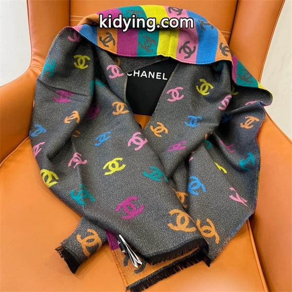 CHANEL（シャネル）2025年冬新作 ラグジュアリー カシミヤ混マルチカラー ロゴ ジャカード大判ストール / レディース＆ユニセックス-0