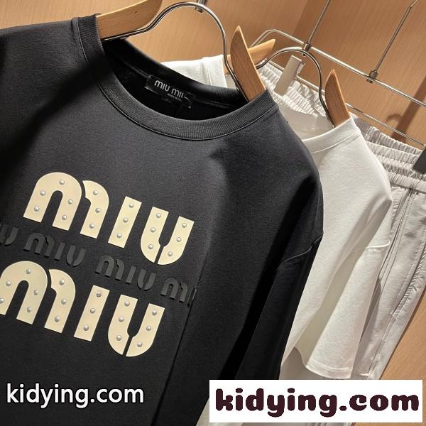 2026新作 MIUMIU ミュウミュウ コピー ロゴプリント 半袖Tシャツ メンズ クルーネック ブラック オーバーサイズ ストリート カジュアル-6