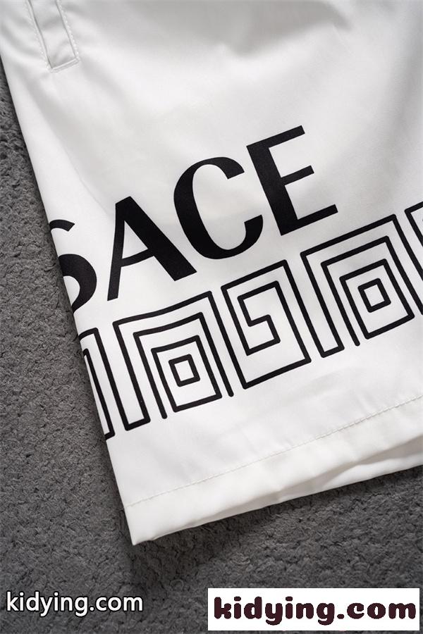 注目新作 VERSACE ヴェルサーチ コピー ハーフパンツ メンズ ショートパンツ 夏用 おすすめ-5
