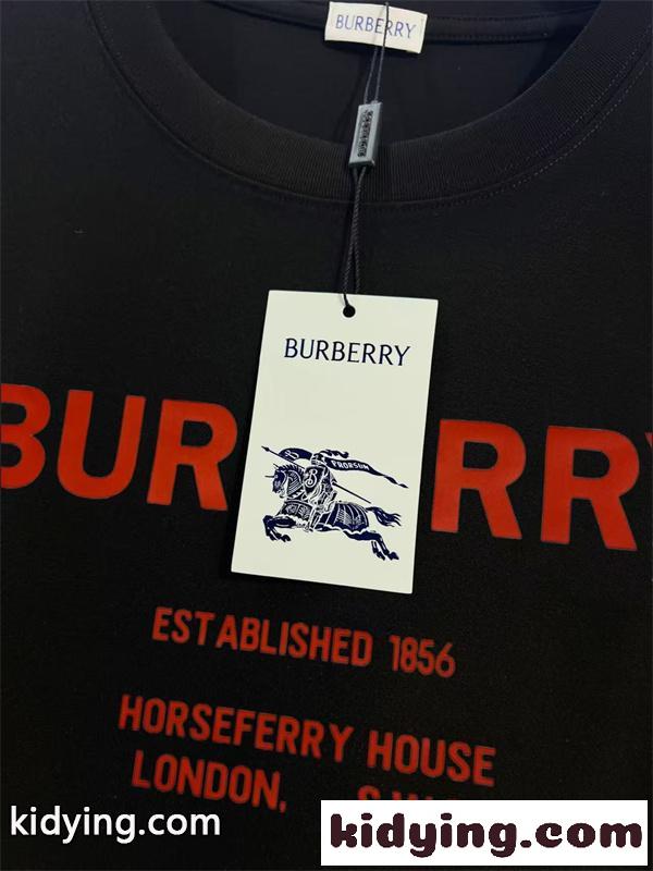 ホースフェリーロゴ レッドレタリング クルーネック 直感映え 2026 BURBERRY バーバリー コピー 半袖Tシャツ-6