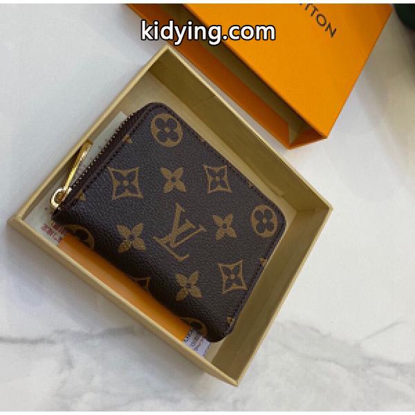 louis vuitton ルイ ヴィトン メンズ 長財布 大人気 スーパーコピー ストリートなどに大活躍 最安値 お買い得 M67823-0