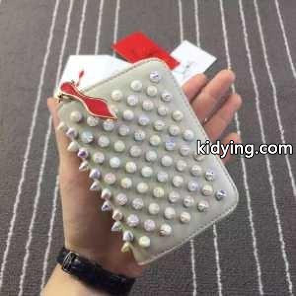 2016秋冬 希少価値大! クリスチャンルブタンChristian Louboutin ミニ財布_クリスチャンルブタン CHRISTIAN LOUBOUTIN_ブランド コピー 激安(日本最大級)-0
