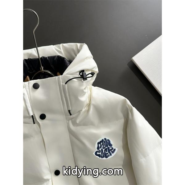 ブラック × レッド アームロゴ 冬仕様 高保温ダウン MONCLER モンクレール コピー ダウンジャケット-3