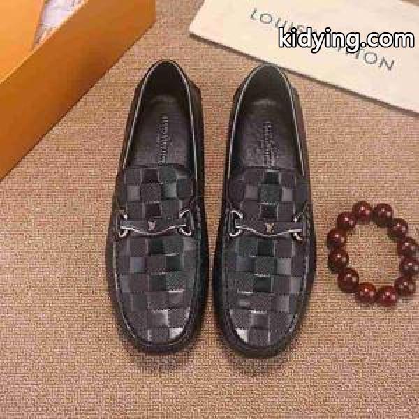 ルイ ヴィトン LOUIS VUITTON カジュアルシューズ おすすめな2019春夏限定販売 リラックスした雰囲気に_ルイ ヴィトン LOUIS VUITTON_ブランド コピー 激安(日本最大級)-0