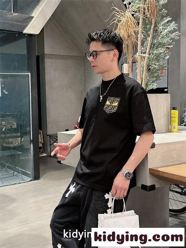 ハイエンドファッション トレンドコレクション ユニセックス FENDI フェンディ コピー 半袖Tシャツ-2