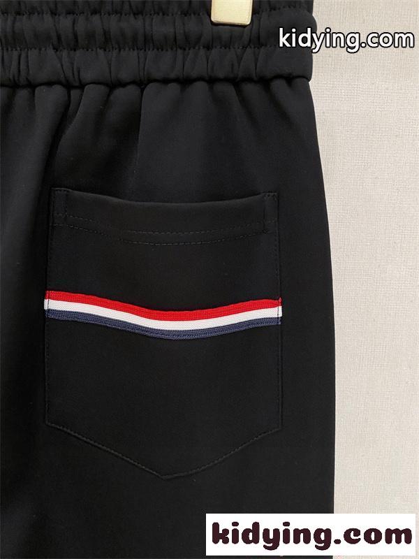 大好評 MONCLER モンクレール スーパーコピー メンズ セットアップ 上下セット トレーニングウェア-8