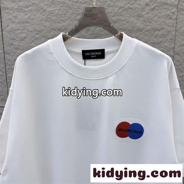 ホワイト グラフィックTシャツ BALENCIAGA バレンシアガ コピー 胸元カラーロゴ 背面ビッグレタリング 半袖 ワイドフィット-1