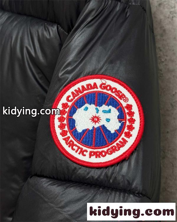 Canada Goose カナダグース コピー 保温性抜群 ダウンジャケット 防寒対策 冬仕様 2026新作-5