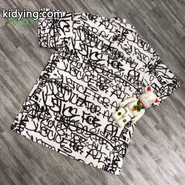 ファッションにも取り入れやすい Tシャツ/半袖 2019秋、イチオシ上品 Supreme 19FW Graphic S-S Shirt 今シーズン注目のアイテム_シュプリーム SUPREME_ブランド コピー 激安(日本最大級)-1