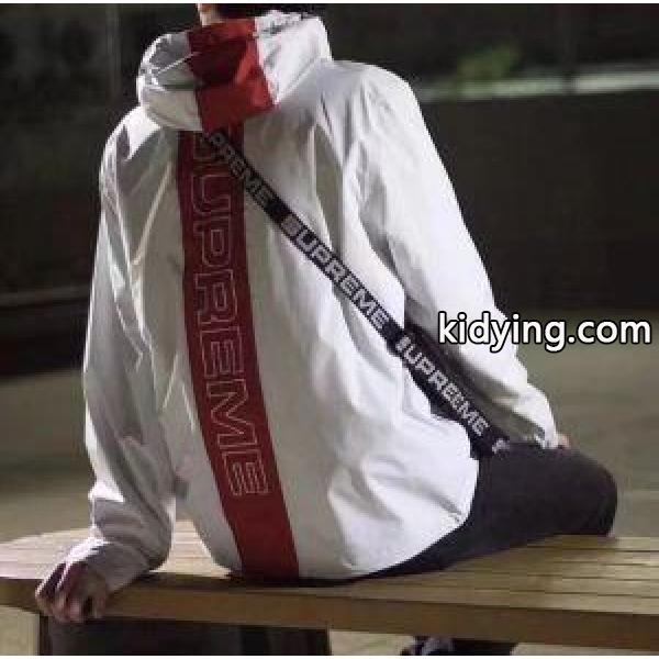 大活躍するSUPREMEシュプリームコピー激安抜群の存在感を放つフード付きブルゾンメンズジャケット-1