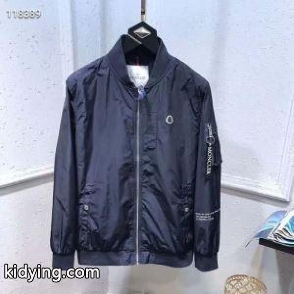 今年の秋冬のトレンドも意識 モンクレール MONCLER ブルゾン 2色可選 2019秋冬におしゃれな着こなし_モンクレール MONCLER_ブランド コピー 激安(日本最大級)-0