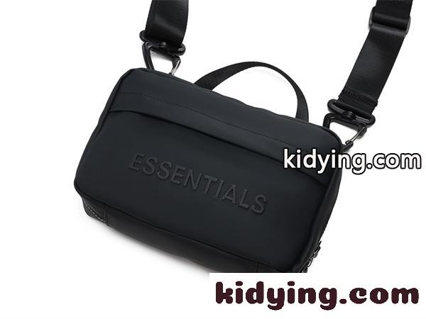新作入荷 スクエア型収納 多機能ポケット付き ESSENTIALS エッセンシャルズ コピー バッグ 実用性重視 ユニセックス仕様-4