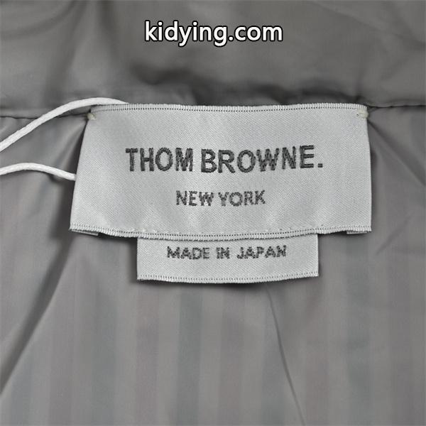 2025秋冬の必需品&トムブラウンダウンジャケットコピー❤THOM BROWNE ふんわりまとって暖かお洒落 激安(日本最大級)-5