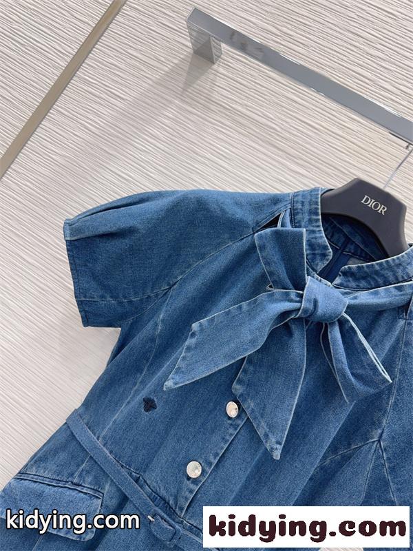 DIOR ディオール コピー ワンピース デニムデザイン クラシカルムード デイリースタイル 季節感のある装い-3