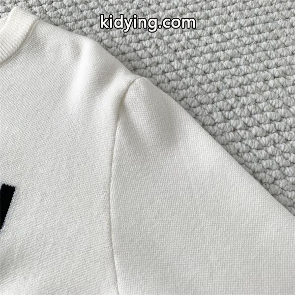 温か素材 ロゴ ホワイト FENDI フェンディ コピー ニット プレミアム 2025秋冬-4