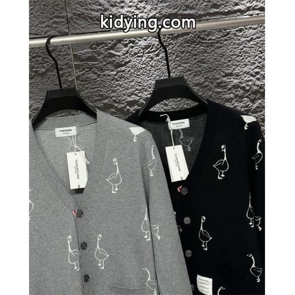 グレー × ブラック 2 色 ガチョウ刺繍 カーディガン トムブラウン Thom Browne コピー 秋冬愛らしい 定番-3