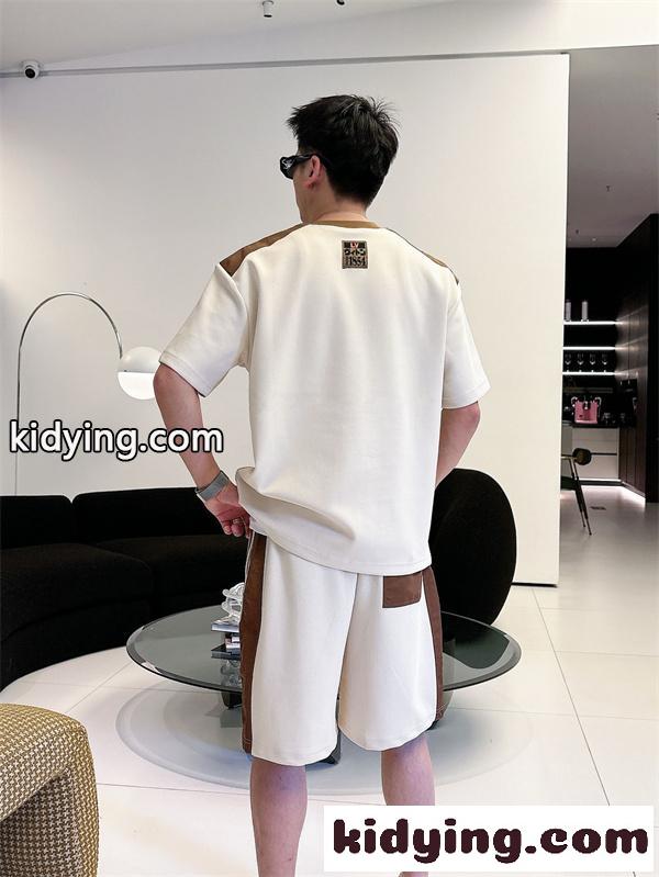 最高品質☆☆ルイヴィトンセットアップコピーLOUIS VUITTON 2026春夏希少新作使い勝手-2
