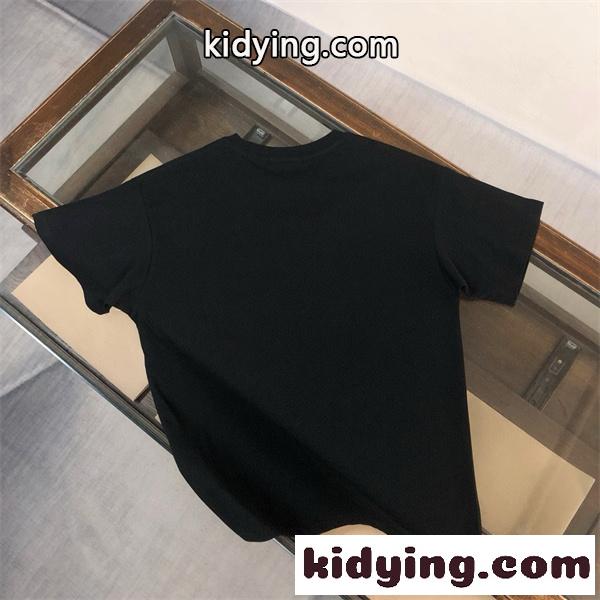 メタルプレート 胸元アクセント ベーシックシルエット DOLCE & GABBANA ドルチェ&ガッバーナ コピー 半袖Tシャツ デイリーファッション-4
