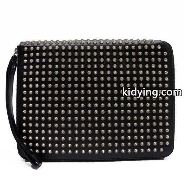 クリスチャンルブタン Christian Louboutin タブレットケース クラッチバッグ スパイクスタッズ レザーxスタッズ ブラックxシルバー 定番人気 :88701:ブランドバリュー - 通販ショッピング-0