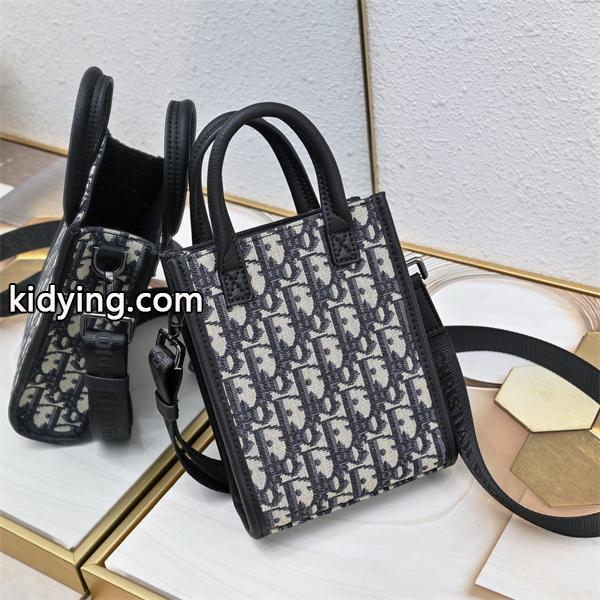 実用性抜群 縦型ミニショルダーバッグ 軽量 DIOR ディオール コピー-3
