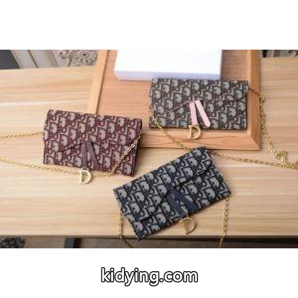 3色可選 冬のお洒落を楽しむ ディオール DIOR2019秋冬におしゃれな着こなし 財布/ウォレット 冬のコーデも上品なイメージにしてくれる_ディオール DIOR_ブランド コピー 激安(日本最大級)-0