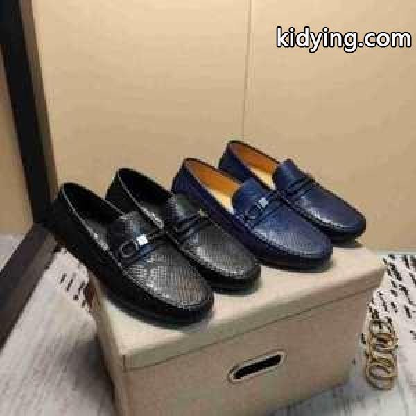 おしゃれなスタイリングが簡単に叶える サルヴァトーレフェラガモ秋冬ファッションの決め手 FERRAGAMO ローファー_フェラガモ FERRAGAMO_ブランド コピー 激安(日本最大級)-0