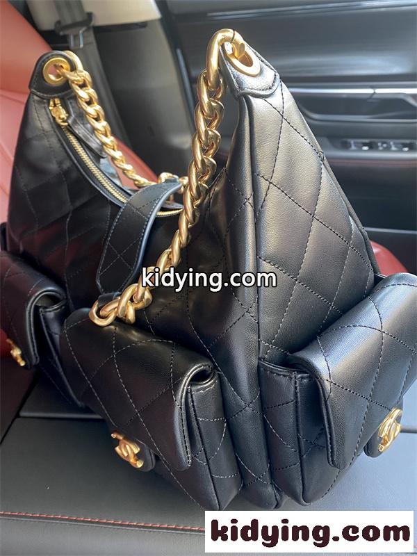 Jennie芸能人愛用シャネルバッグコピー 2026新作CHANEL  25C Hobo大容量-1