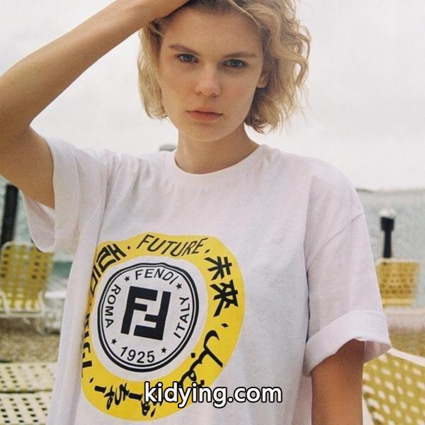 2色可選 オシャレに圧倒的な人気の 半袖Tシャツ 19年春夏のトレンド激安 フェンディ FENDI_フェンディ FENDI_ブランド コピー 激安(日本最大級)-0