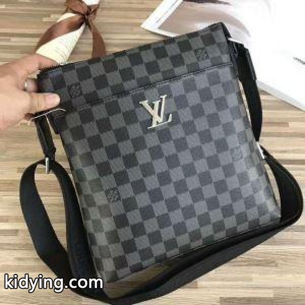赤字超特価2017 4色可選ルイ ヴィトンショルダーバッグ LOUIS VUITTON 先行販売_ルイ ヴィトン LOUIS VUITTON_ブランド コピー 激安(日本最大級)-0