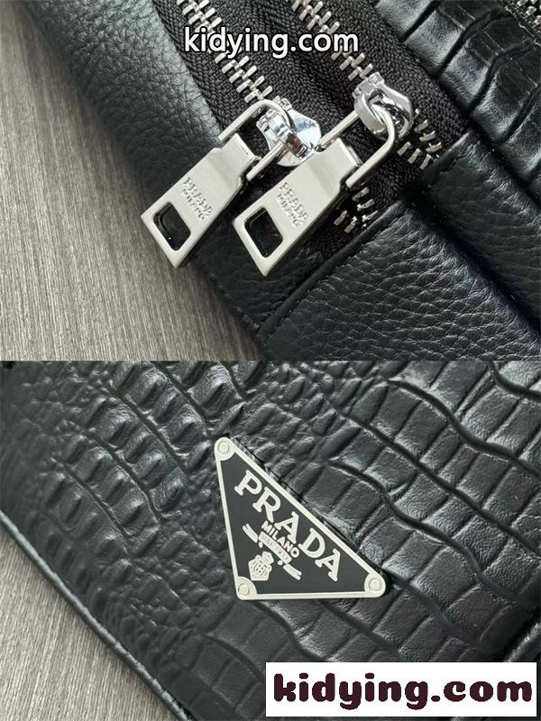 ワンショルダーバッグ レザー調 メンズライク仕様 PRADA プラダ コピー バッグ 外出対応 実用派モデル 今季チェック-3