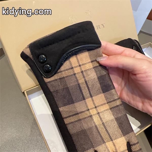 Burberry バーバリー コピー 激安 レディース 手袋 チェック ウール素材 冬 新作 保温 おしゃれデザイン-4