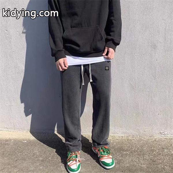 季節を感じた秋冬ファッション STONE ISLAND ストーンアイランド スウェットパンツコピー 簡単に秋冬の季節感をアップ街のおしゃれさんも愛用_ブランド コピー 激安(日本最大級)-0
