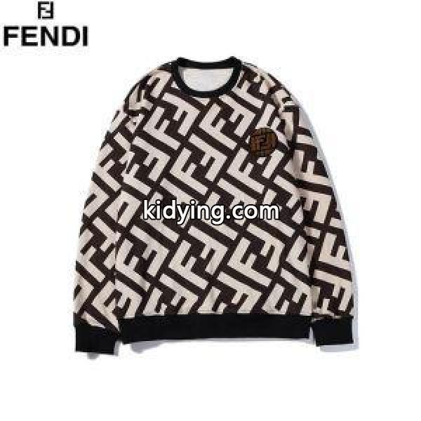秋冬にぴったりトレンドな着こなし フェンディ 今シーズンもトレンド感溢れたコーデ FENDI 秋先取りコーデを楽しもう プルオーバーパーカー_フェンディ FENDI_ブランド コピー 激安(日本最大級)-0