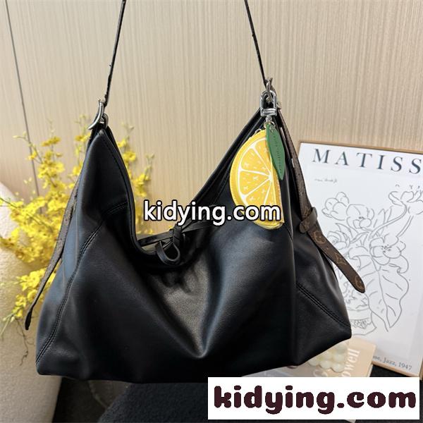 ☆2026最新☆Louis Vuitton LEMON ☆ルイヴィトンバッグチャームスーパーコピーキーホルダーイヤホンや小銭入れ-2
