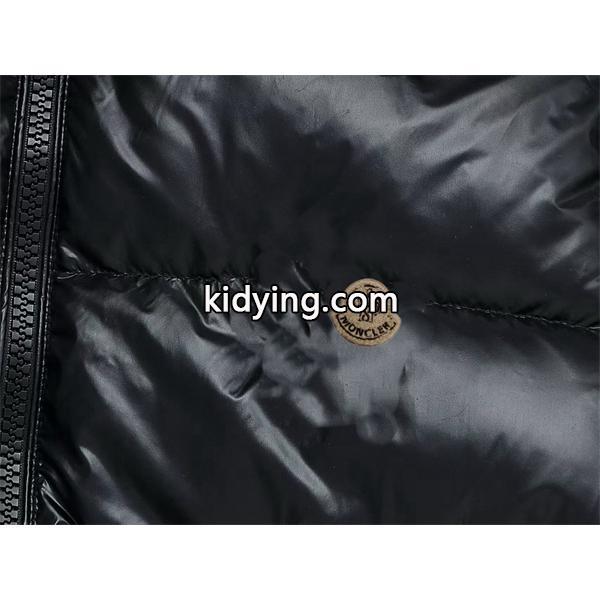ブラックダウン レザーロゴパッチ 秋冬高級感 モンクレール スーパーコピージャケット 大人気 MONCLER-1