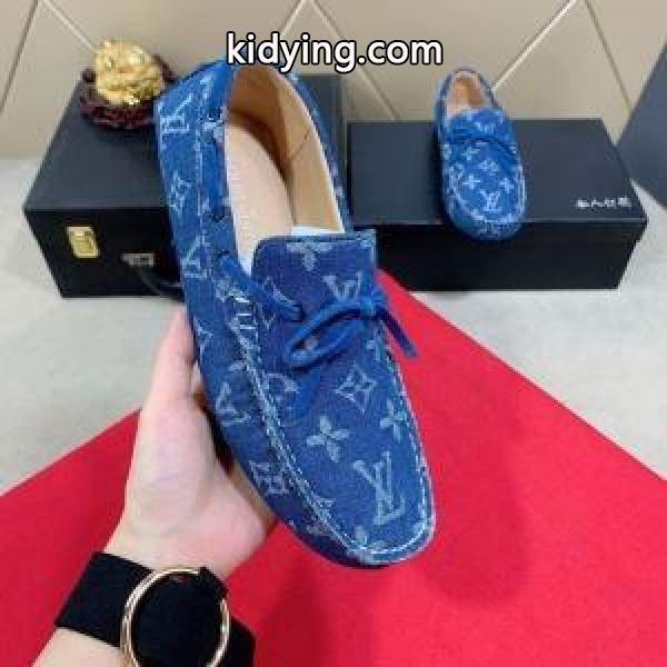 これからの季節、大活躍 【2019年春夏】人気ブランドの最新 ルイ ヴィトン LOUIS VUITTON カジュアルシューズ 2色可選_ルイ ヴィトン LOUIS VUITTON_ブランド コピー 激安(日本最大級)-1