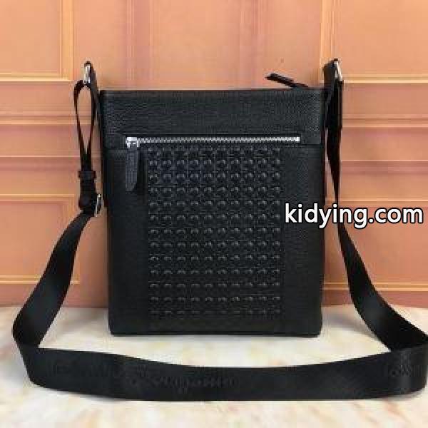 2019春夏で一番人気なコレクション フェラガモ ferragamo メンズ スーパーコピー ショルダーバッグ ブラック E240866685428-0