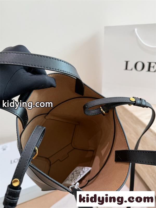 2026新作 LOEWE Fold toteロエベトートバッグコピー セレブ愛用のファッションアイテム-4